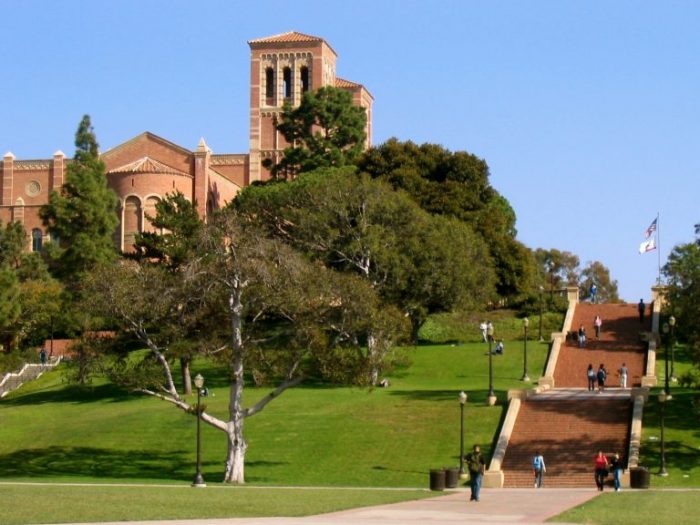 Đại học California, Los Angeles